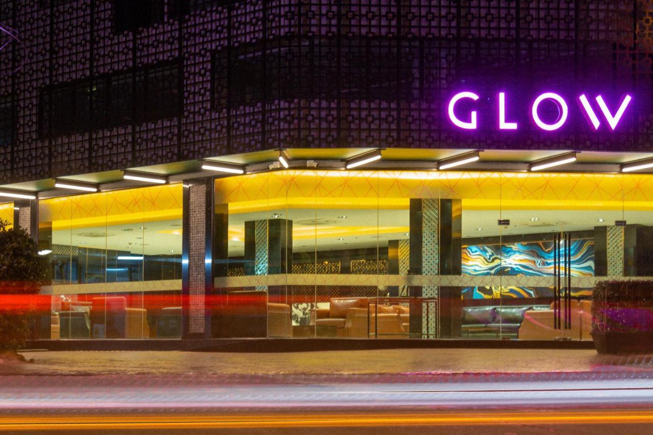 Glow باتايا المظهر الخارجي الصورة